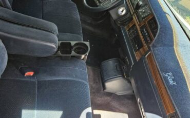 Dodge-dynasty-1990-white