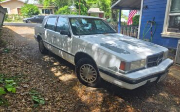 Dodge-dynasty-1990-white-5