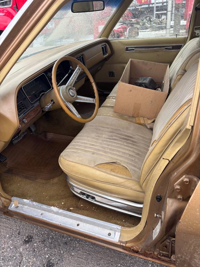 Dodge-monaco-1977-custom-2