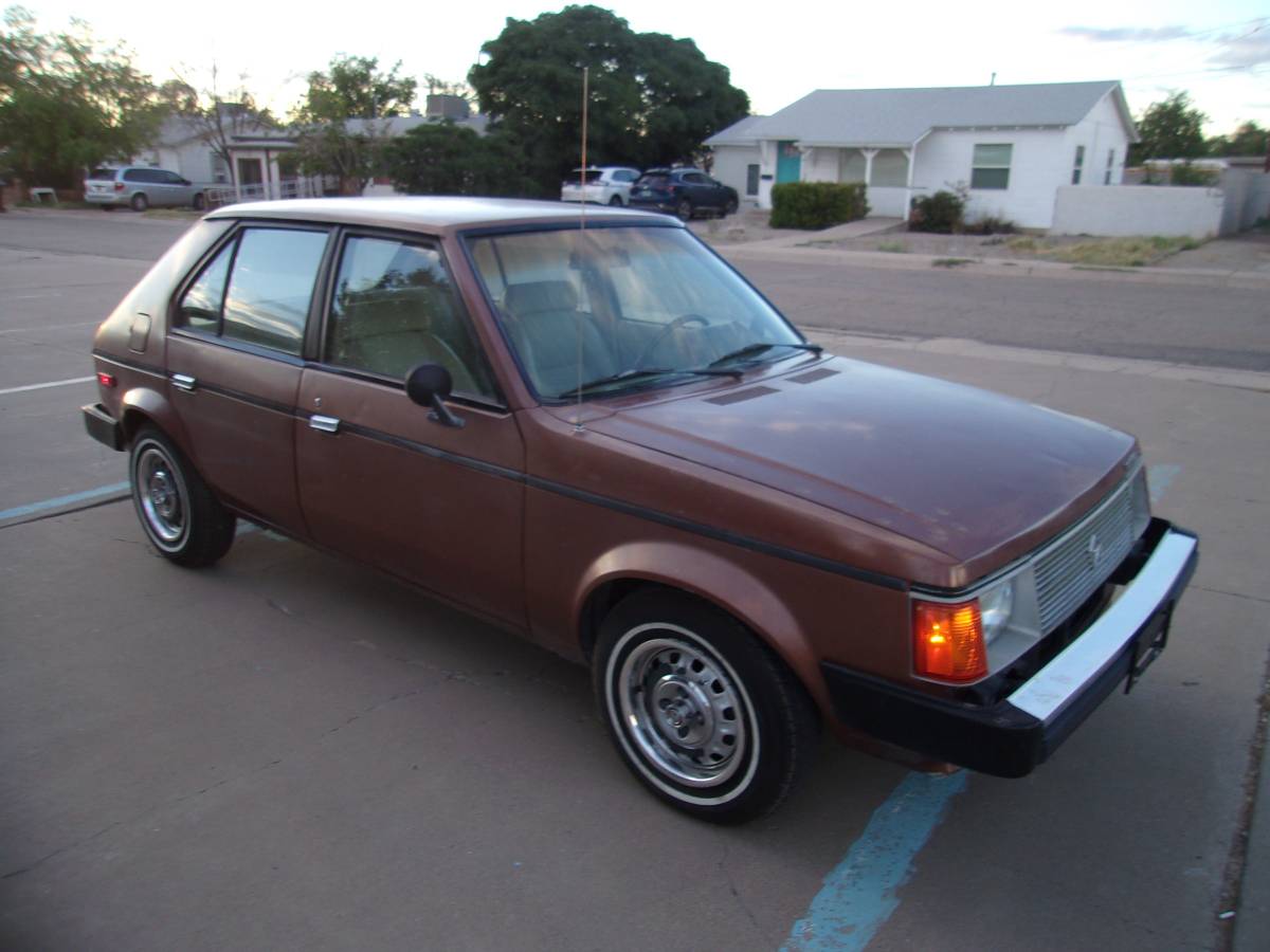 Dodge-omni-1984-2