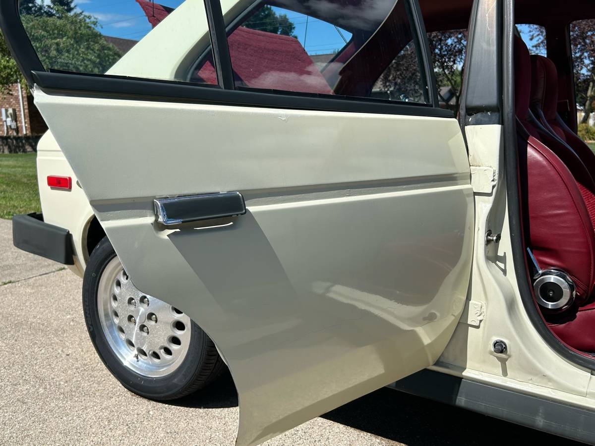 Dodge-omni-glh-1985-16