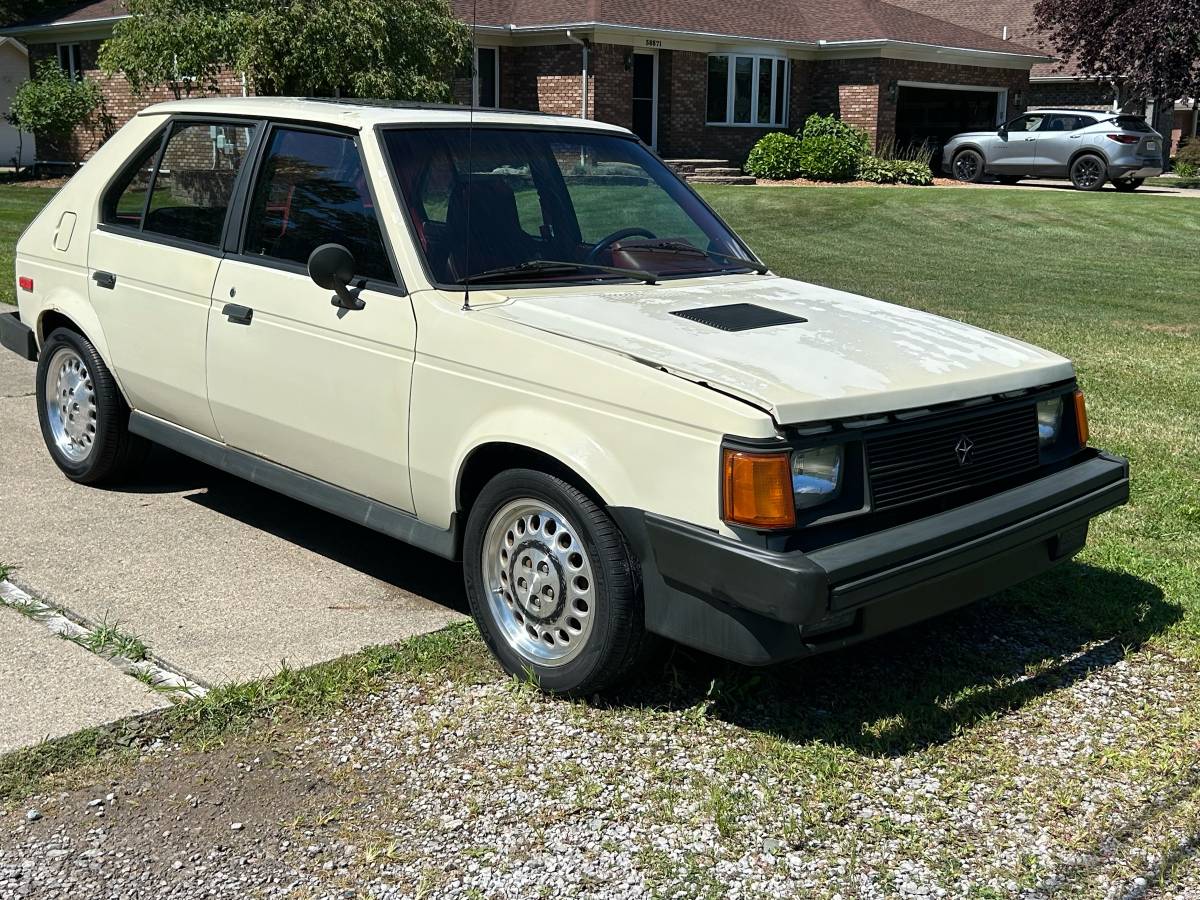 Dodge-omni-glh-1985