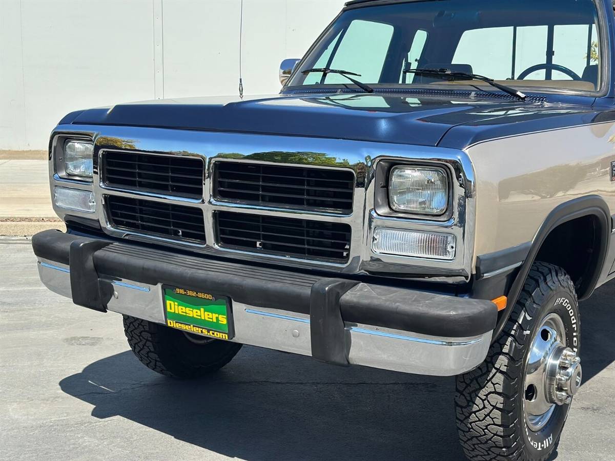 Dodge-other-pickups-w350-5.9l-4x4-12-valve-cummins-1993-blue-11
