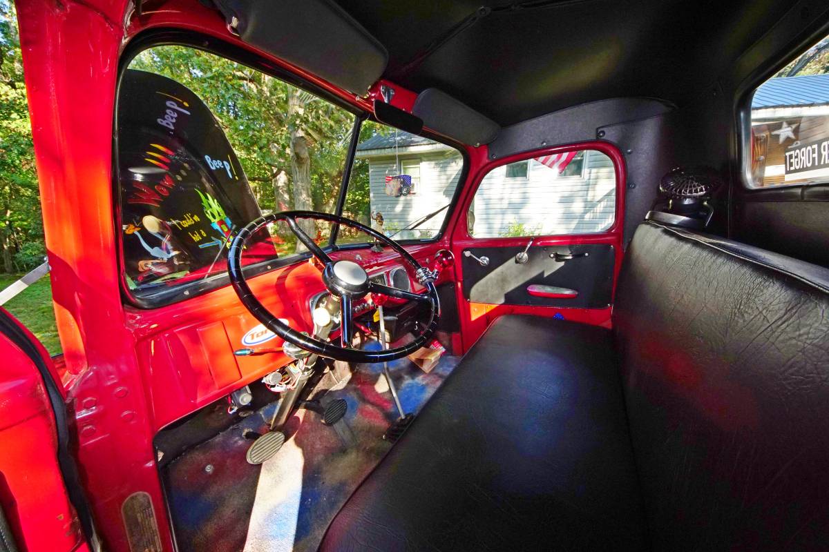 Dodge-pickup-1950-red-15