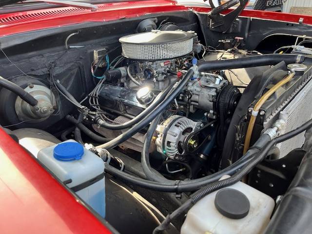 Dodge-power-wagon-1979-red-4
