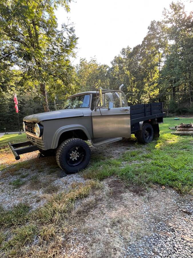 Dodge-power-wagon-diesel-1966-grey-1