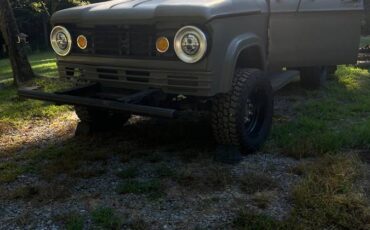 Dodge-power-wagon-diesel-1966-grey-12