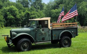 Dodge-power-wagon-m37-1966-green-6