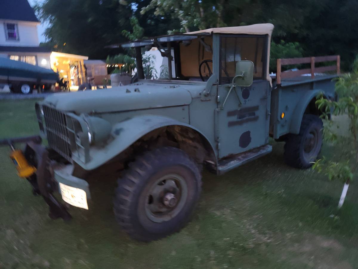 Dodge-power-wagon-m37-1966-green-9