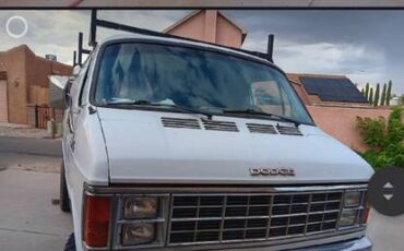 Dodge-ram-1500-1984-white-7