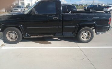 Dodge-ram-1500-1985-black