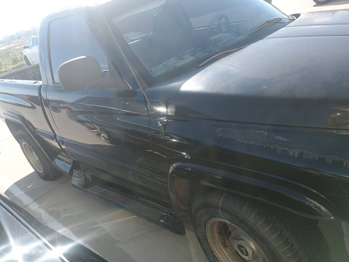 Dodge-ram-1500-1985-black-4