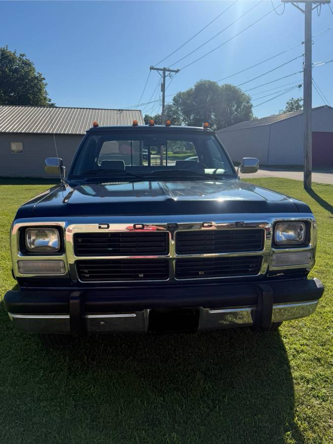Dodge-ram-1500-1992-blue-1