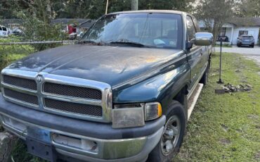Dodge-ram-1500-1995-green-1