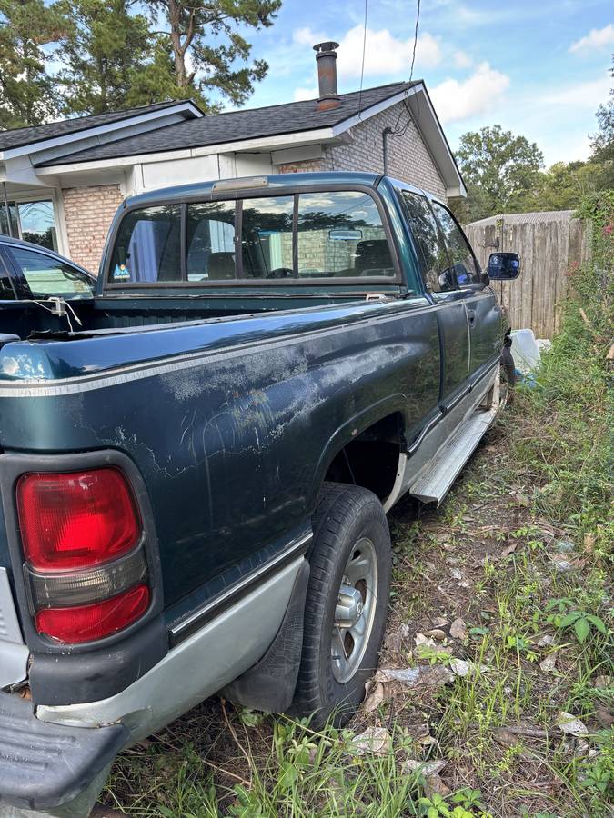 Dodge-ram-1500-1995-green-10