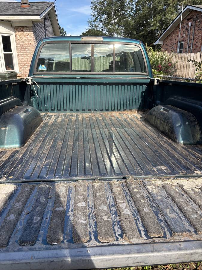 Dodge-ram-1500-1995-green-11