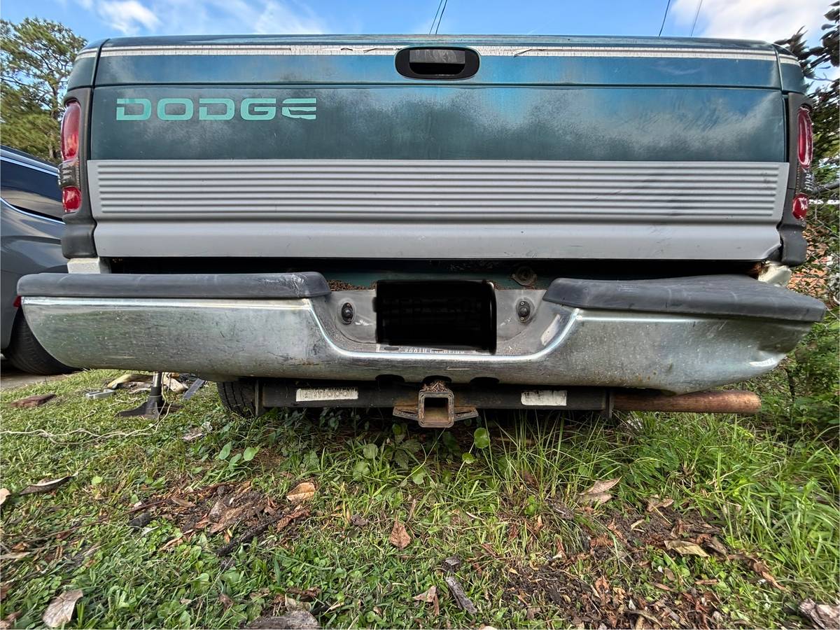 Dodge-ram-1500-1995-green-2