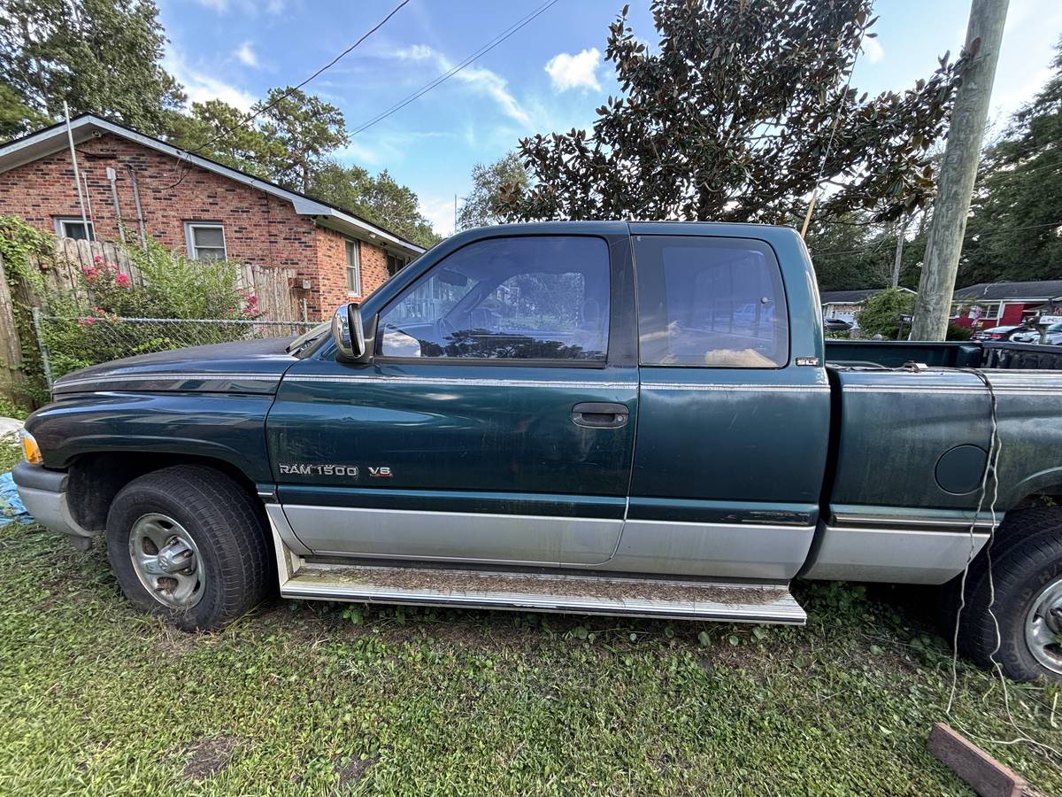 Dodge-ram-1500-1995-green-9