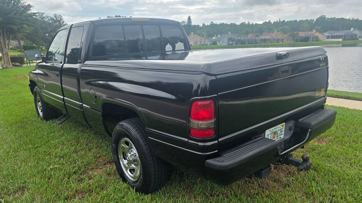 Dodge-ram-1500-crew-cab-magnum-1995-black-13