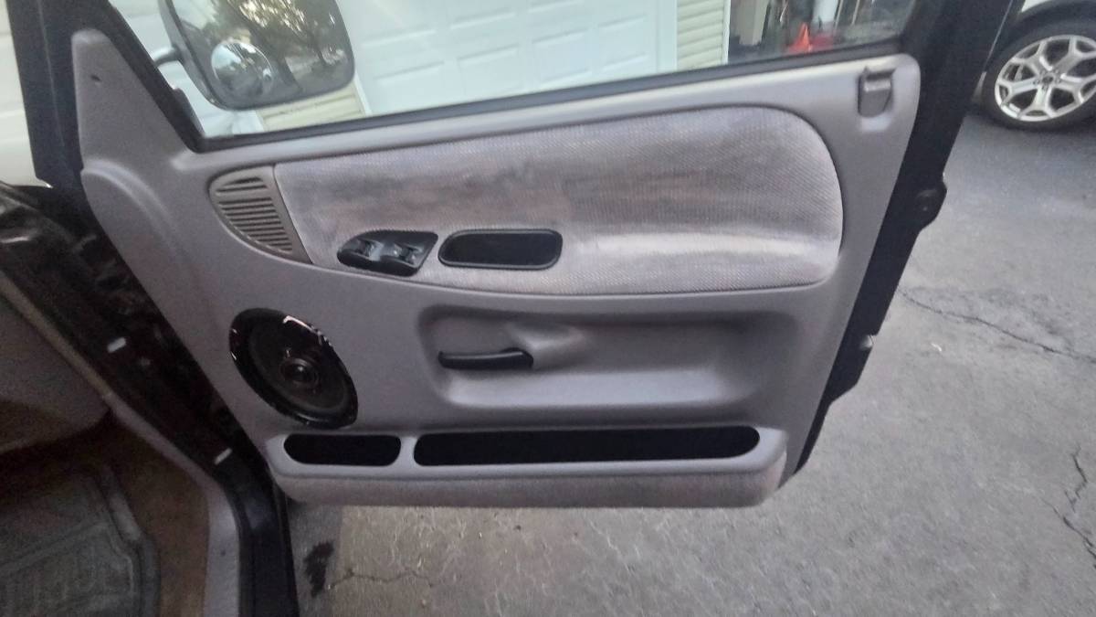 Dodge-ram-1500-crew-cab-magnum-1995-black-19