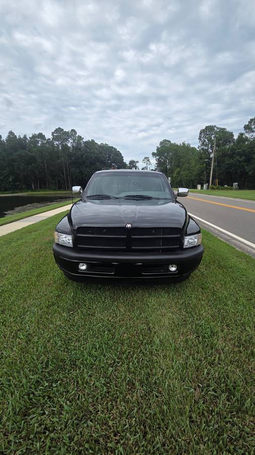 Dodge-ram-1500-crew-cab-magnum-1995-black-3