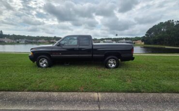 Dodge-ram-1500-crew-cab-magnum-1995-black