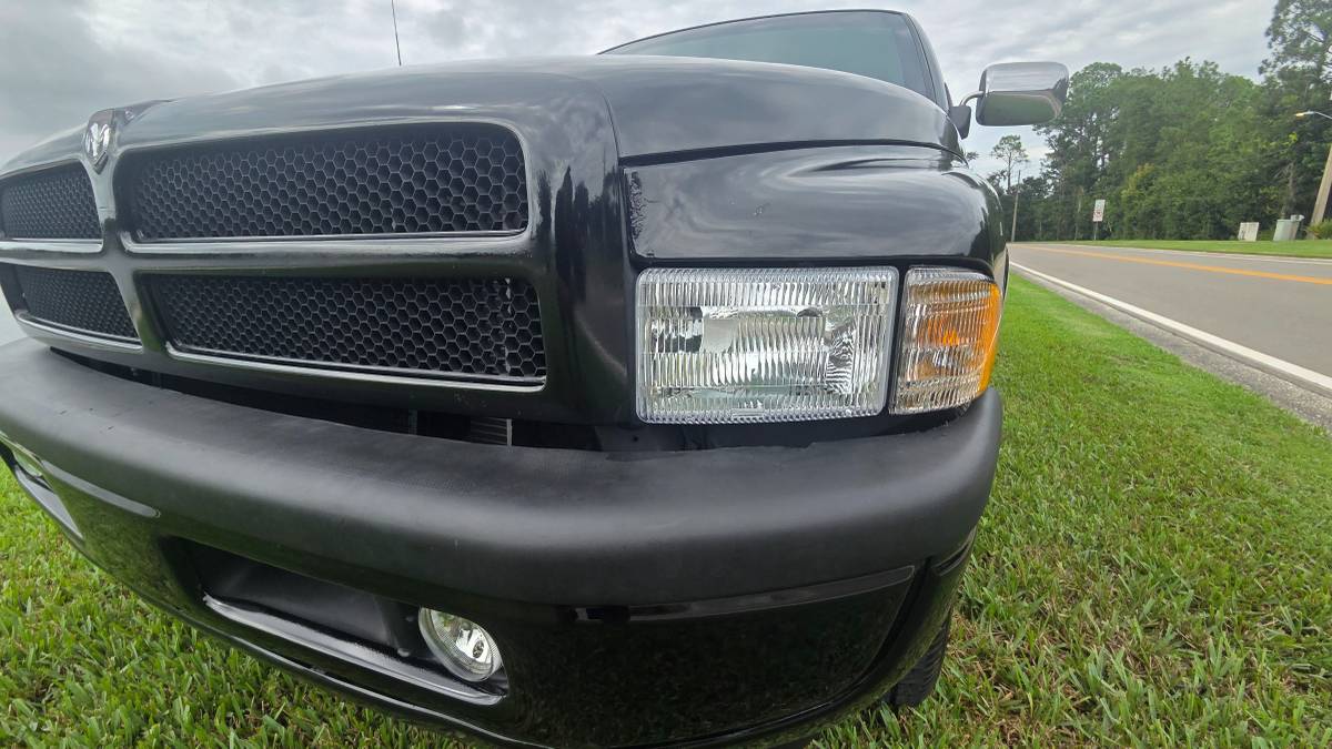 Dodge-ram-1500-crew-cab-magnum-1995-black-4