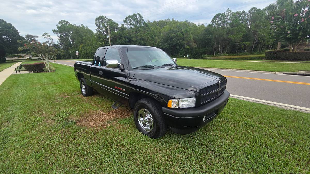 Dodge-ram-1500-crew-cab-magnum-1995-black-5