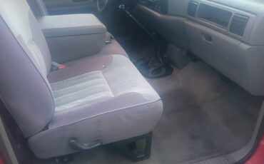 Dodge-ram-1500-quad-cab-1995-4