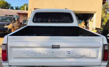 Dodge-ram-1977-white-3