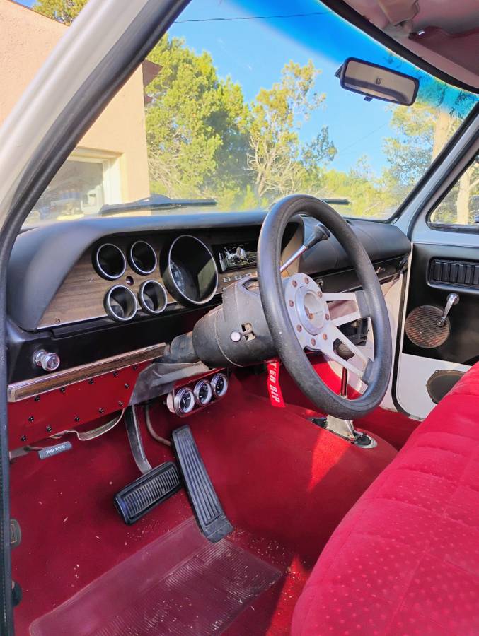 Dodge-ram-1977-white-5