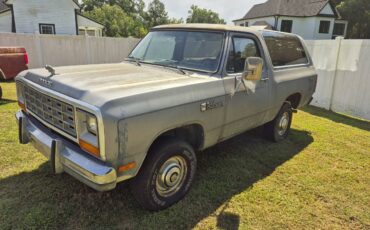 Dodge-ram-1985-grey-2