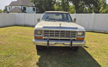 Dodge-ram-1985-grey