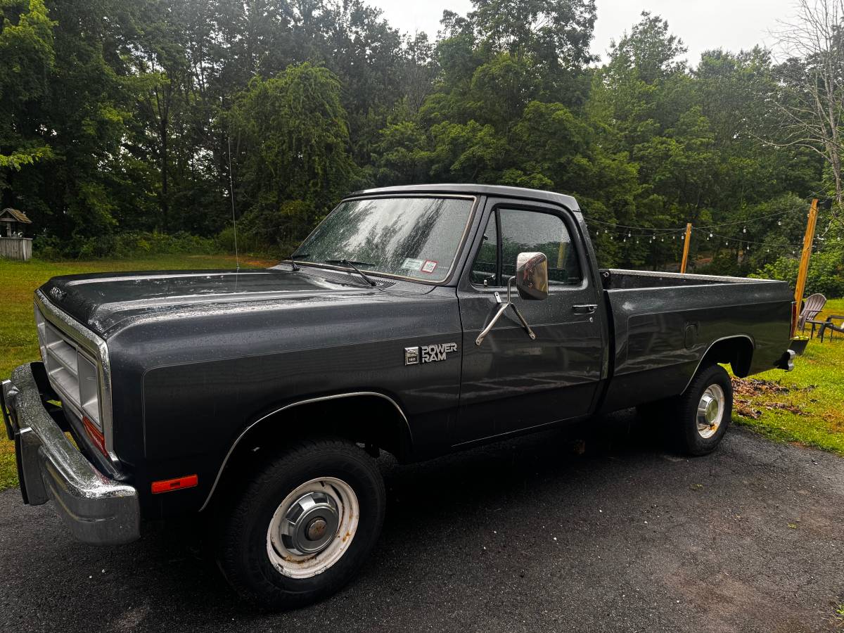 Dodge-ram-1987-1