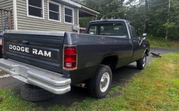 Dodge-ram-1987-3