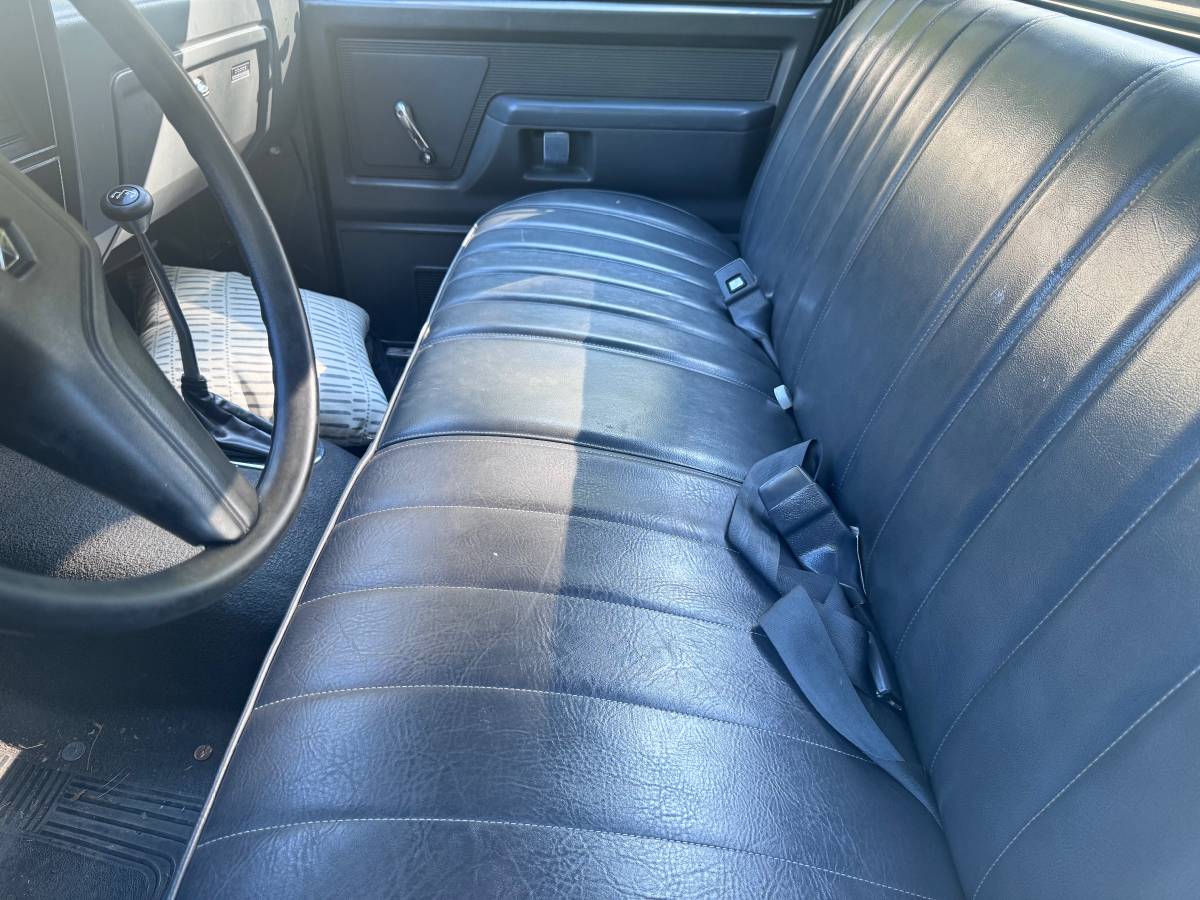 Dodge-ram-1987-9