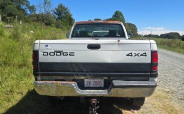 Dodge-ram-2500-1995-white-3