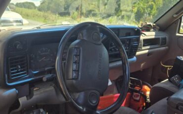 Dodge-ram-2500-1995-white-4