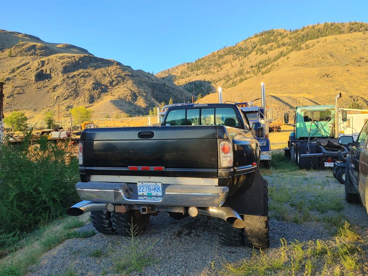 Dodge-ram-3500-diesel-1994-black-3