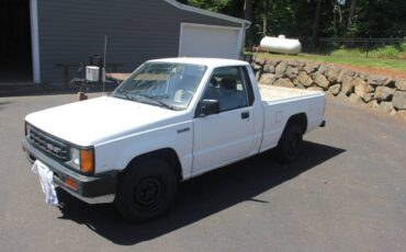 Dodge-ram-50-1991-white-1