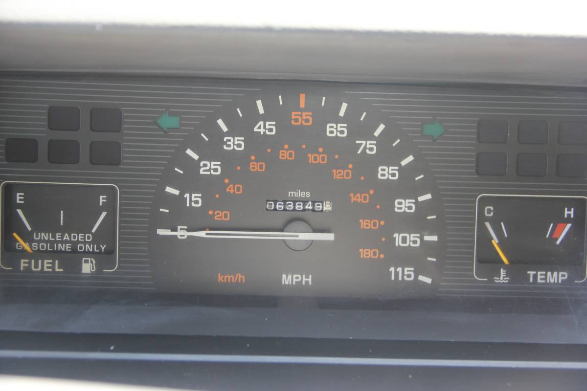 Dodge-ram-50-1991-white-7