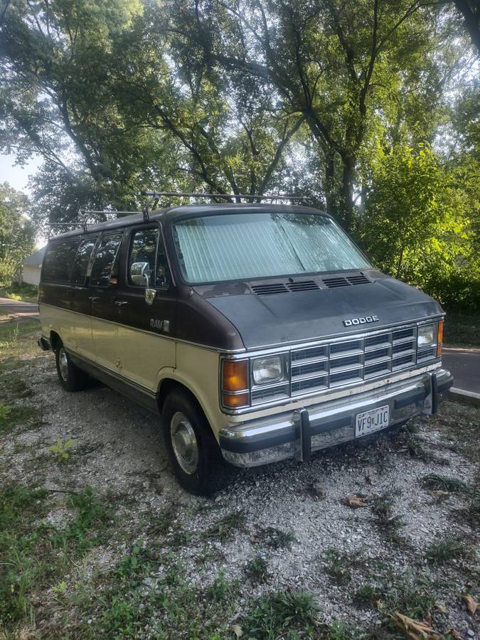 Dodge-ram-b250-1987-brown-3
