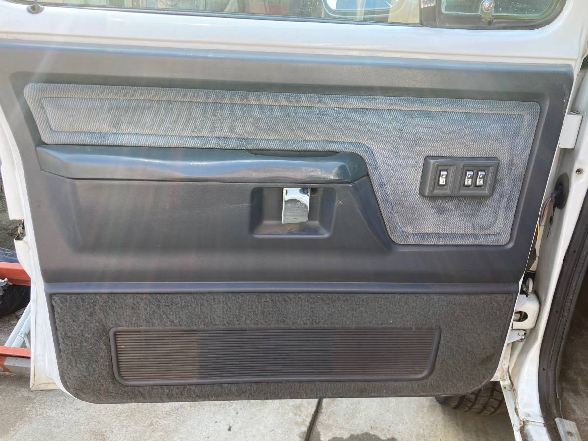 Dodge-ram-cummins-diesel-1991-10
