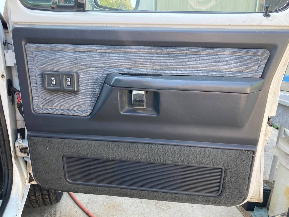 Dodge-ram-cummins-diesel-1991-11