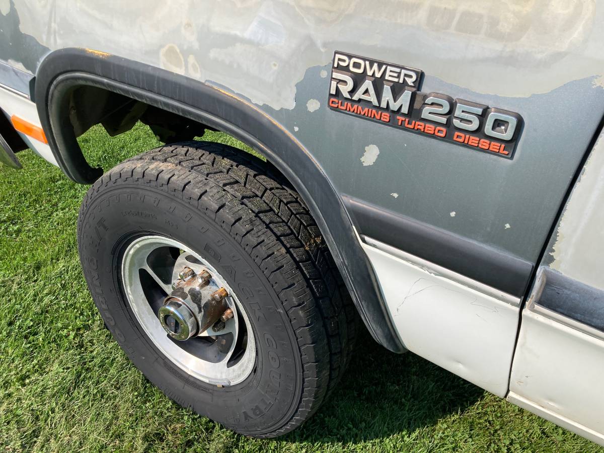 Dodge-ram-cummins-diesel-1991-6