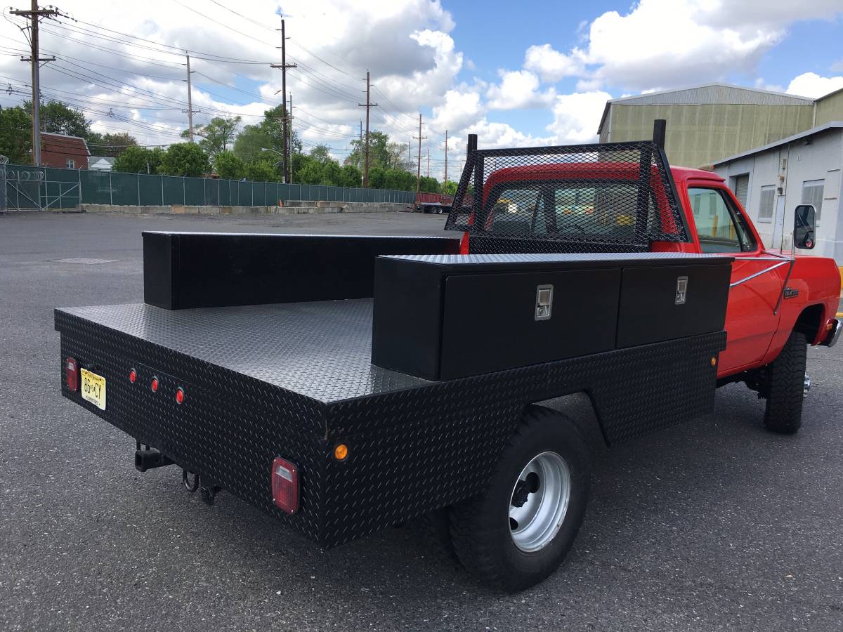 Dodge-ram-cummins-diesel-1991-red-1
