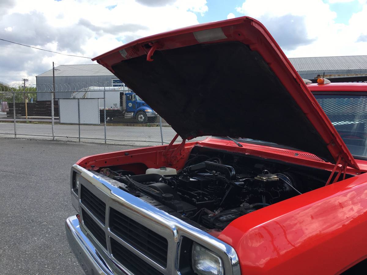 Dodge-ram-cummins-diesel-1991-red-15