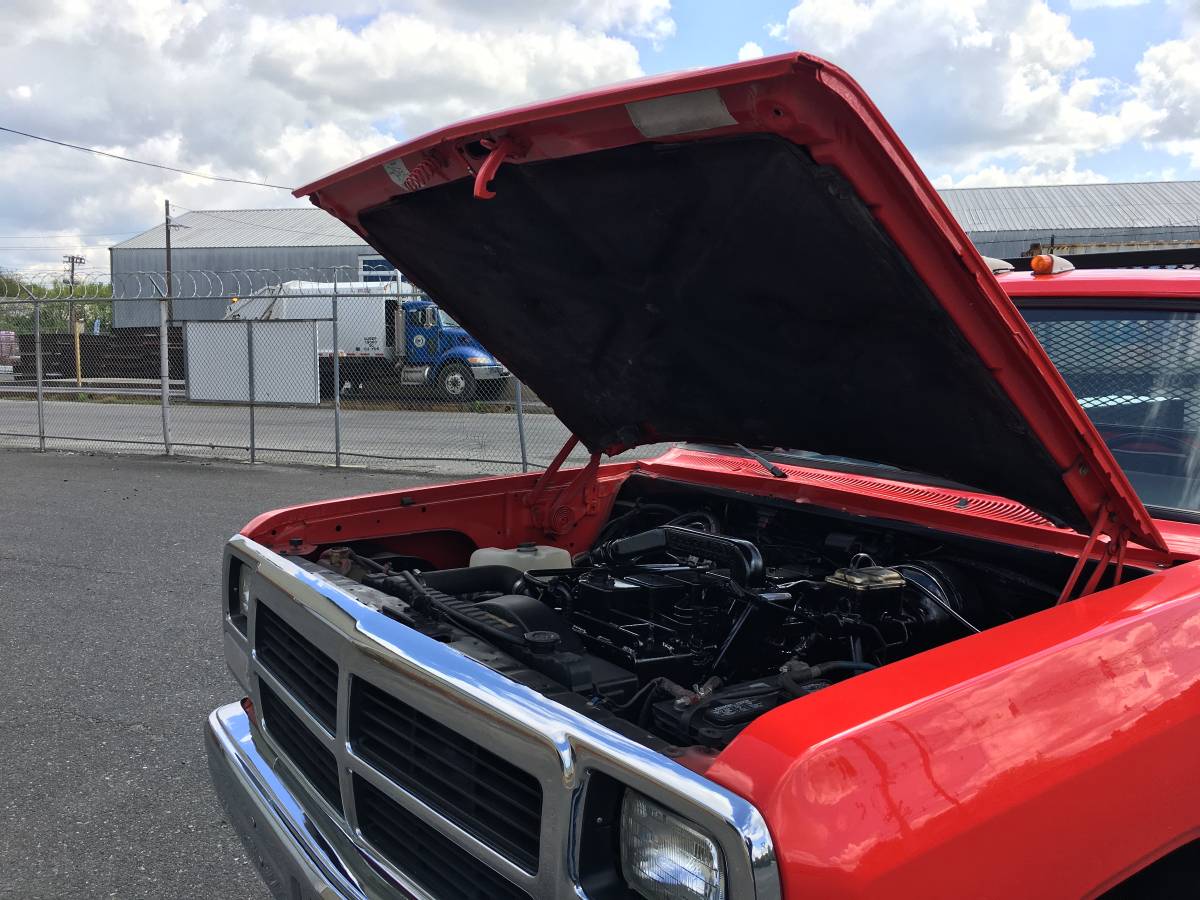 Dodge-ram-cummins-diesel-1991-red-2