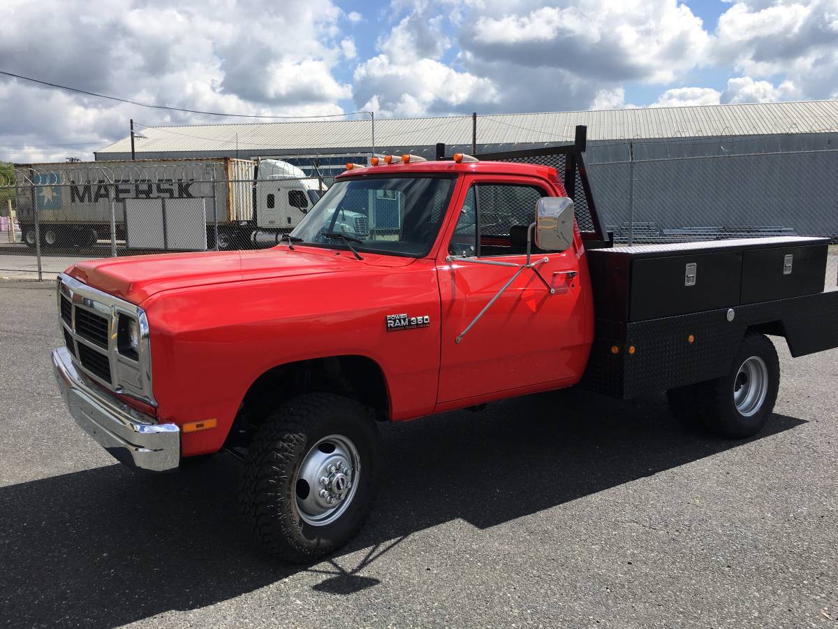 Dodge-ram-cummins-diesel-1991-red-9