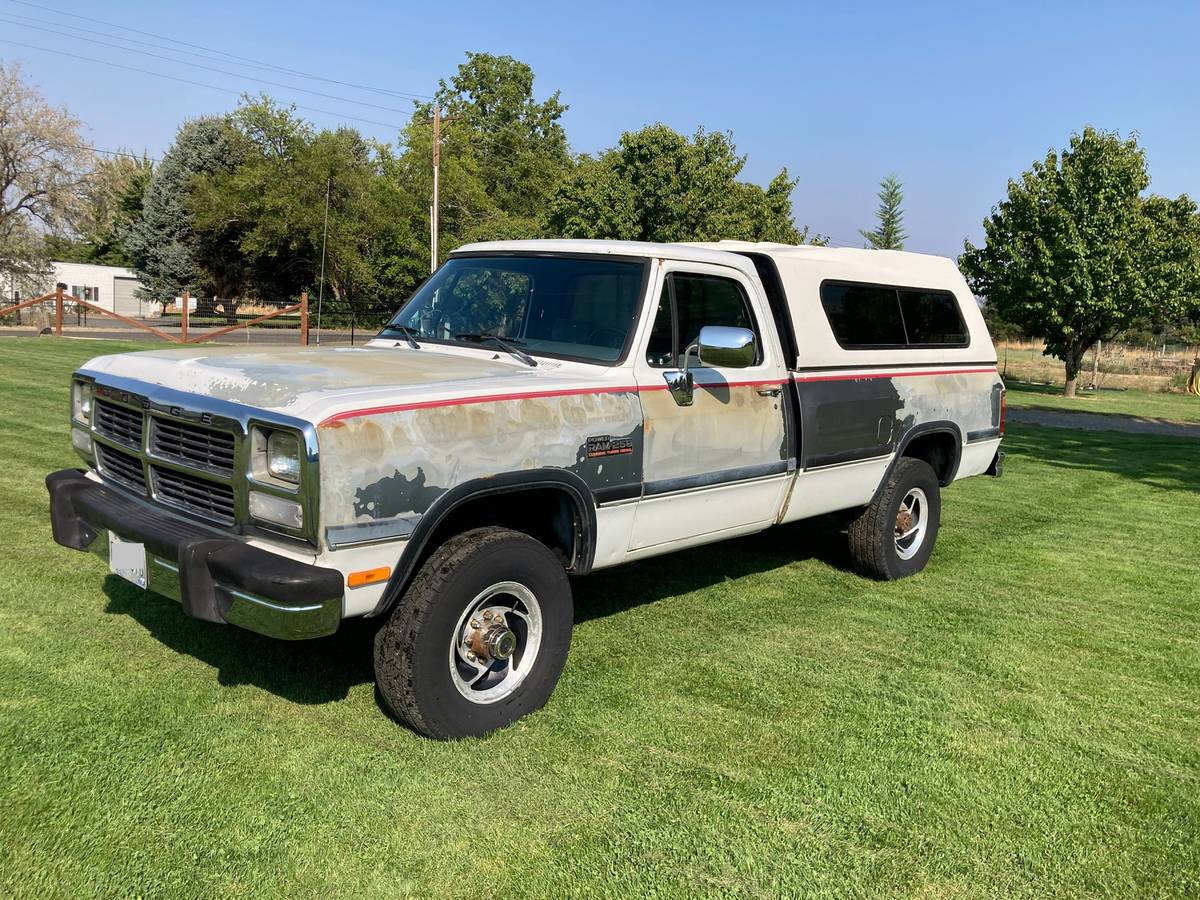 Dodge-ram-cummins-diesel-1991